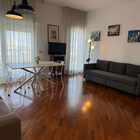 Guest Corso Italia Apartment Bari Exterior foto