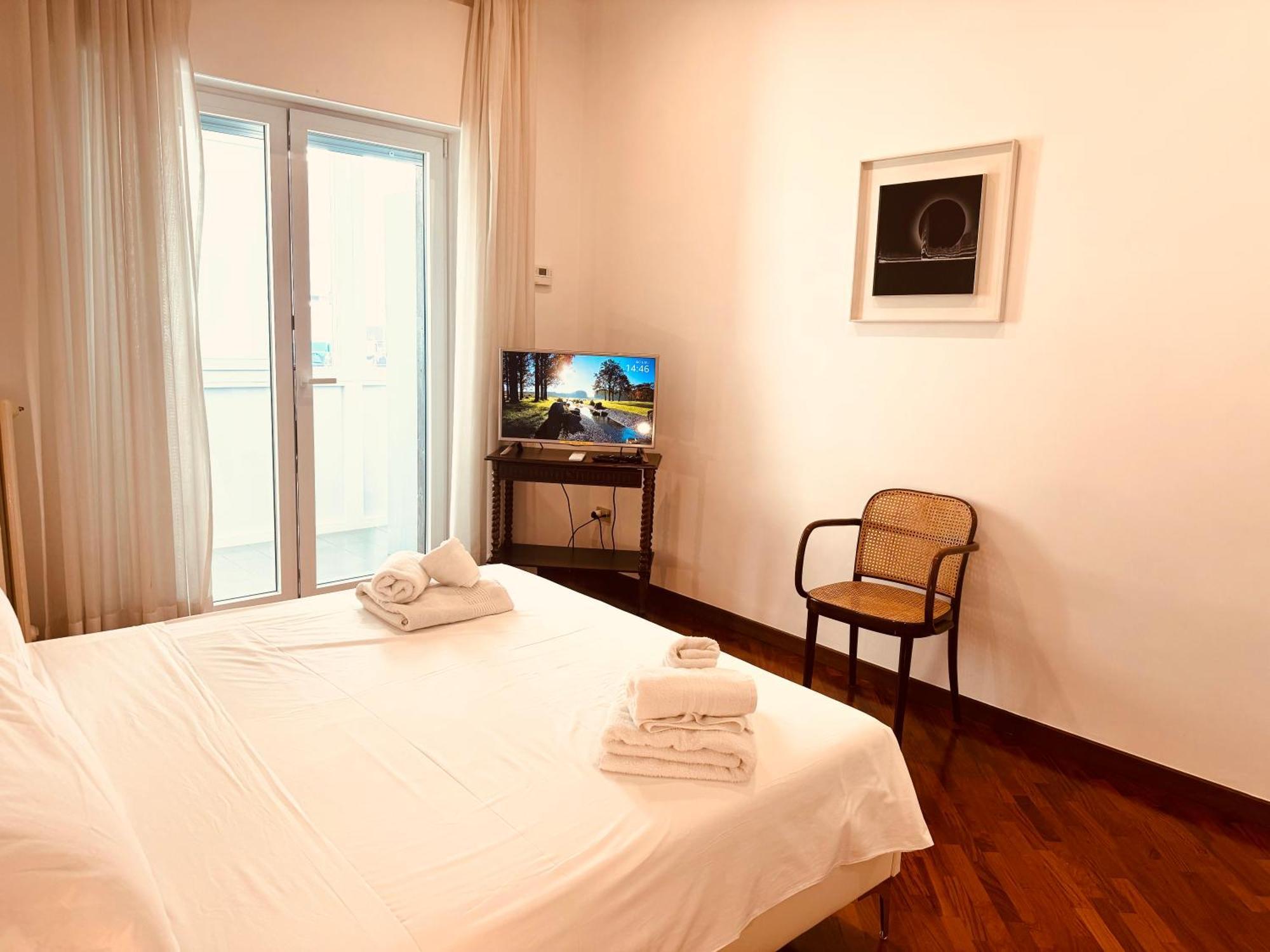 Guest Corso Italia Apartment Bari Exterior foto